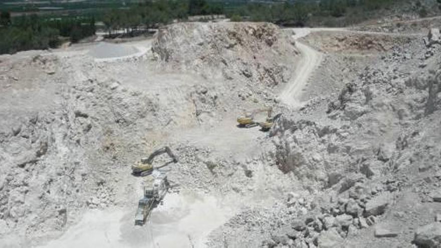 Montesa blinda la Serra Grossa en el PGOU para intentar frenar la ampliación de la cantera
