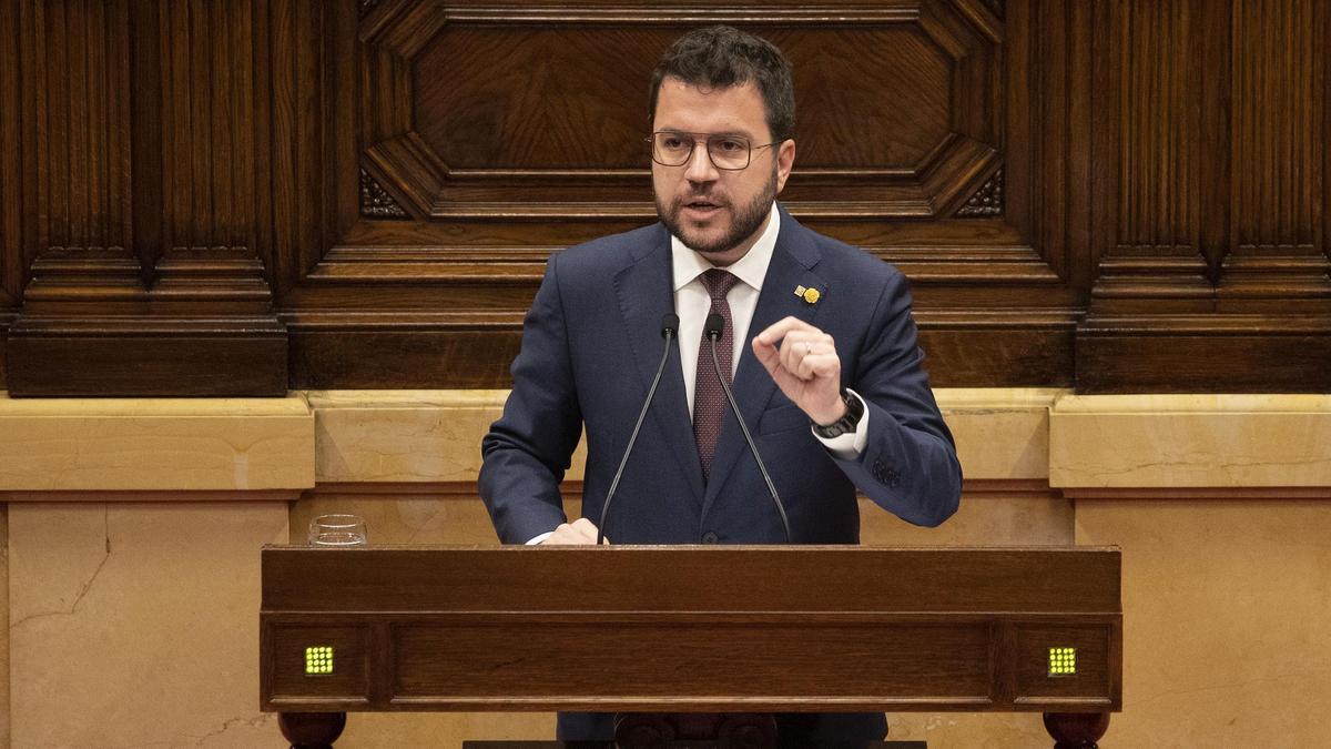 Barcelona 28/09/2021 Política. Pere Aragonés interviene en el Pleno del Parlament FOTO de FERRAN NADEU