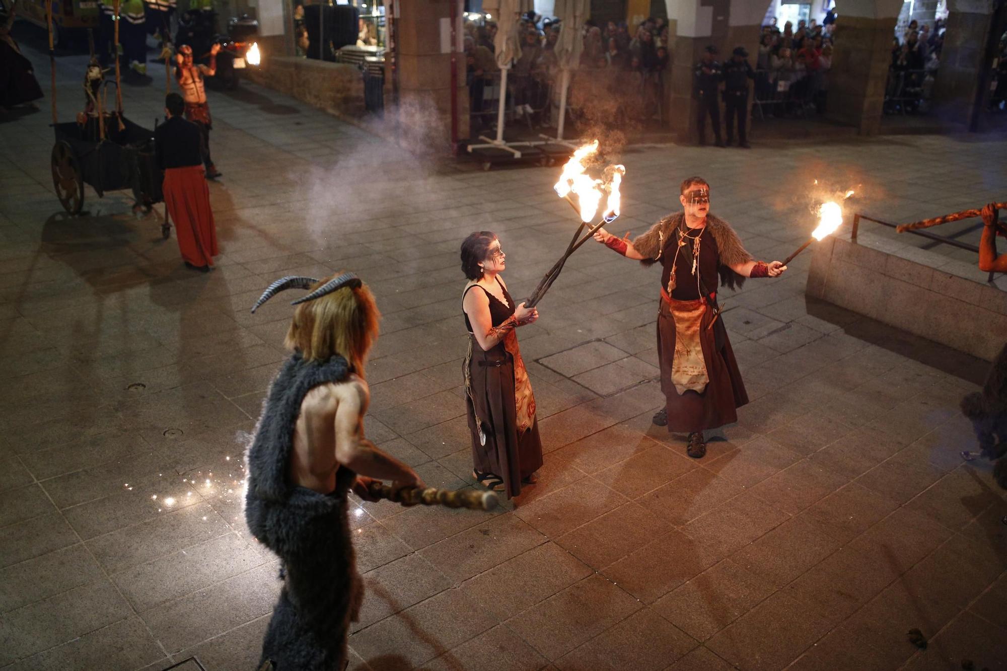 Galería | Así ha sido el desfile de San Jorge en Cáceres