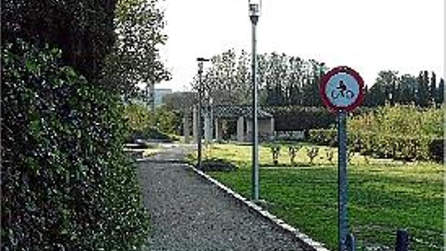 La carretera de Vilabertran, un dels camins de Figueres.