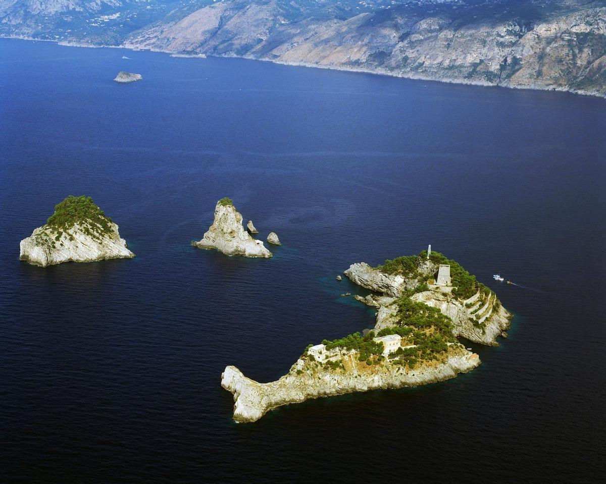 Islas Li Galli, Gallo Lungo, Italia