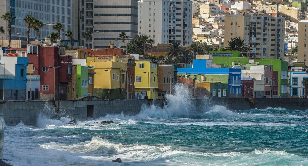 Oleaje en Las Canteras