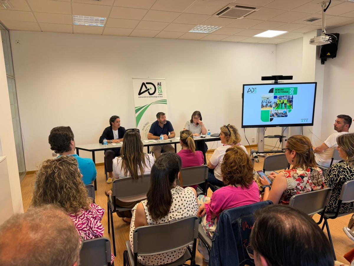 Asamblea de la patronal dezana, el pasado día 17.