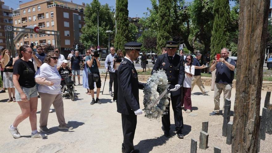 Torrent salda el "deber moral" con las víctimas del metro con un homenaje en el 20 aniversario del accidente