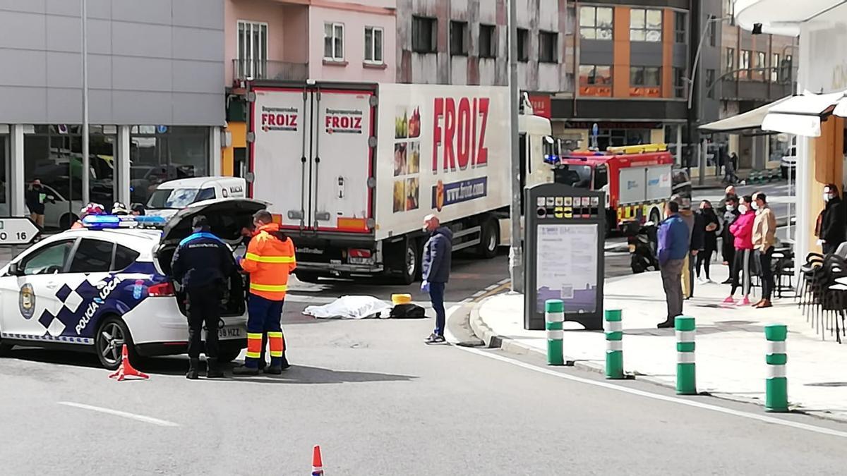 Accidente De Moto En Poio Un Motorista De 67 Años Muerto Y Su Acompañante De 64 Herida Grave 4934