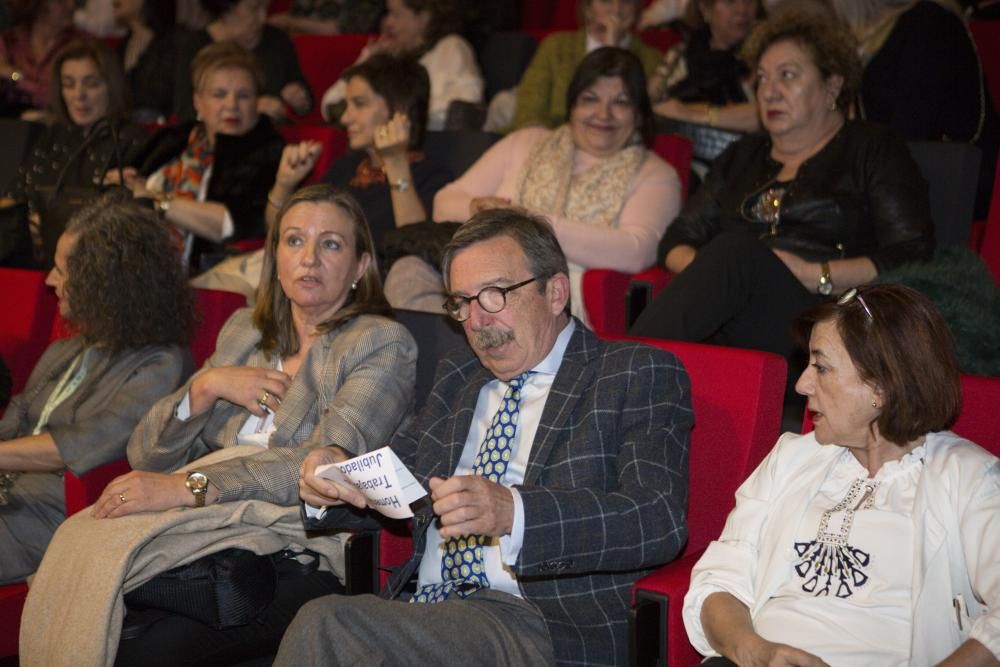 Despedida de los médicos jubilados del HUCA