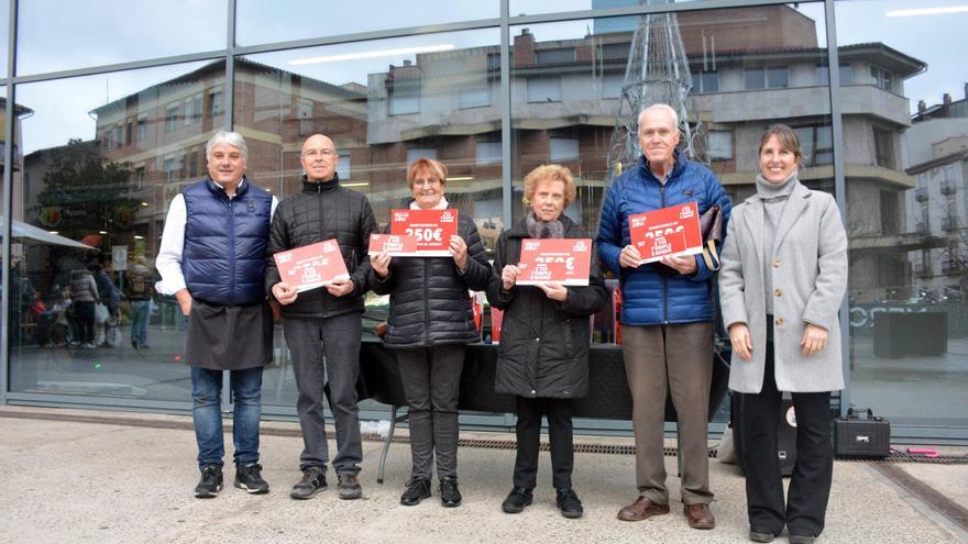 El sorteig de Nadal del Mercat d&#039;Olot entrega vuit premis de 250 euros