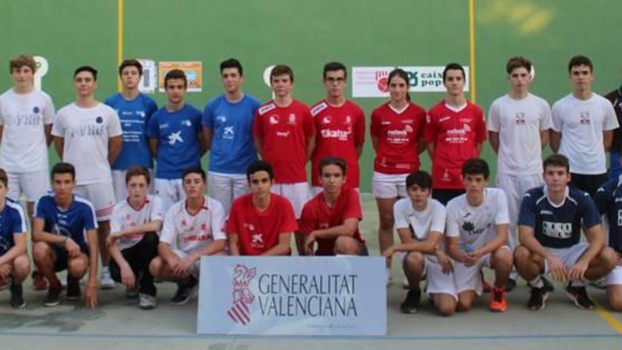 Algunos de los participantes en los Juegos Deportivos valencianos de One Wall disputados en Tavernes y Massamagrell.