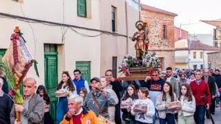 Tábara revive la rogativa y el “Ramo de San Isidro” en el entorno de la Sierra de la Culebra
