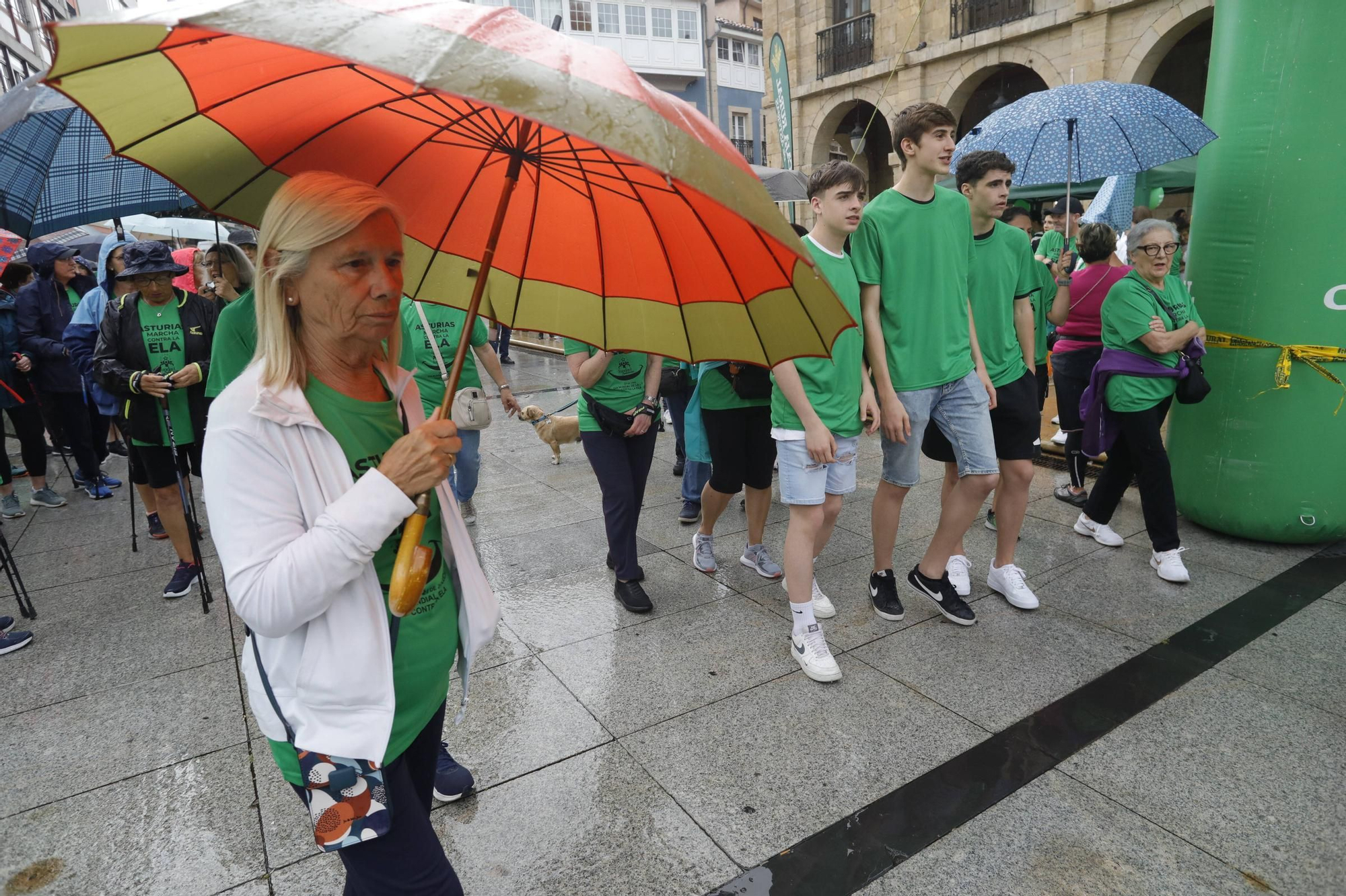 EN IMÁGENES: la Marcha contra el ELA en Avilés