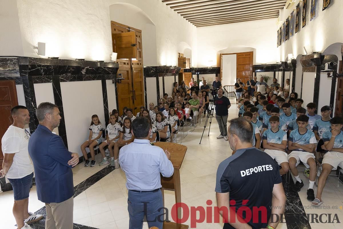 Recepción de los equipos de fútbol de las Escuelas Municipales de Caravaca que han conseguido ascenso