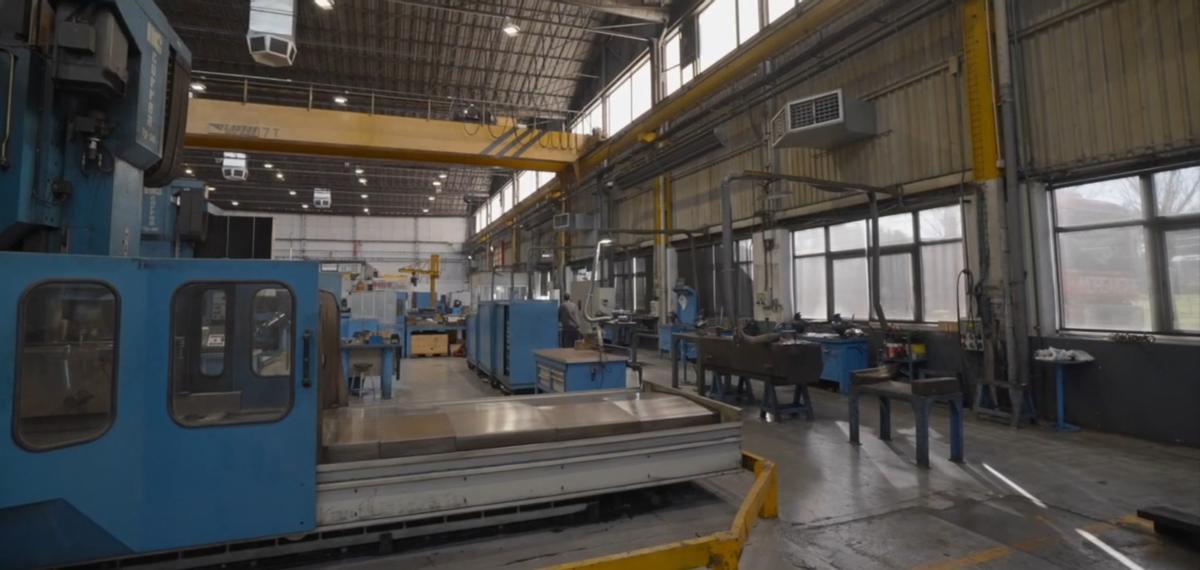 Interior de la fábrica de CIE Galfor, en Ourense