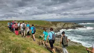 La Ruta de la Costa de Navia, una travesía de renombre internacional que aúna deporte, cultura y paisaje