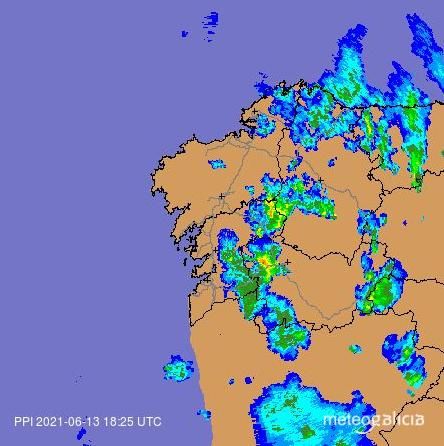 Imagen del radar de precipitaciones de Meteogalicia pasadas las 18.00 horas.