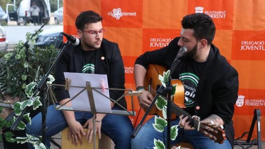 El Vedat se llena de música y magia por el Día Europeo de la Información Juvenil