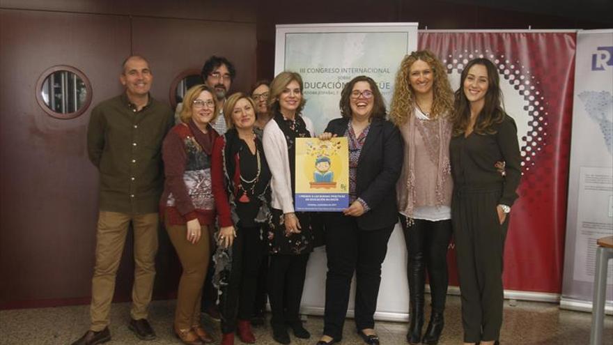 Más de 300 expertos promueven en Córdoba la educación bilingüe