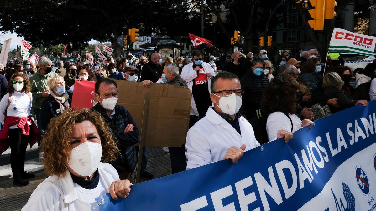 Concentración de Marea Blanca en defensa de la sanidad pública en Málaga