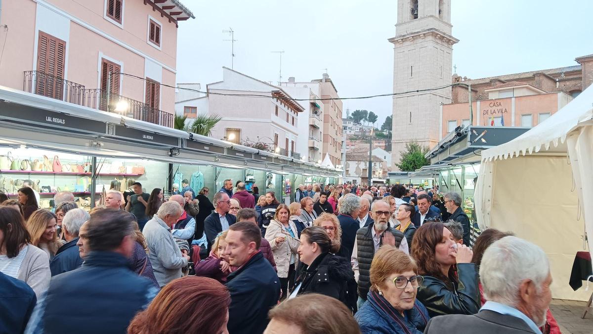 Comercios y productores agrícolas locales exhibirán su potencial en la XXI Fira de Turís