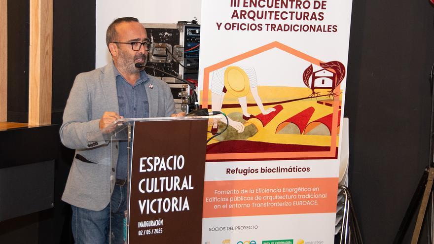 La Diputación de Cáceres organiza en Salorino el III Encuentro de Arquitecturas Tradicionales, enmarcado en FEENERT