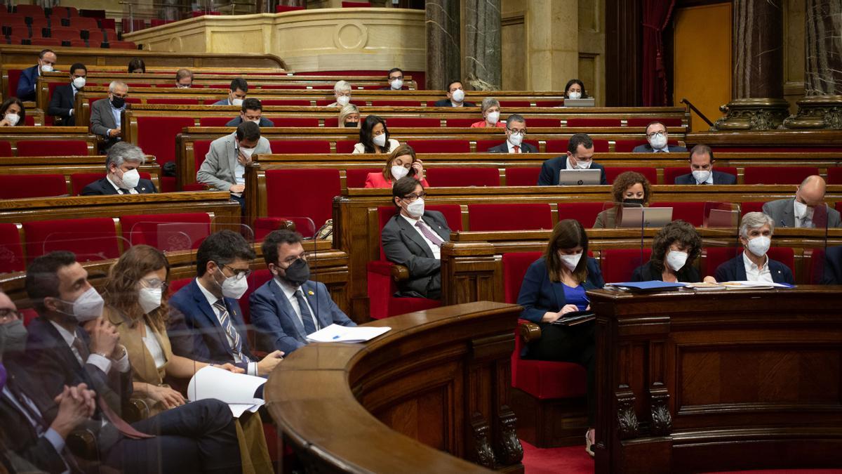 Los diputados del Parlament, en el hemiciclo. 