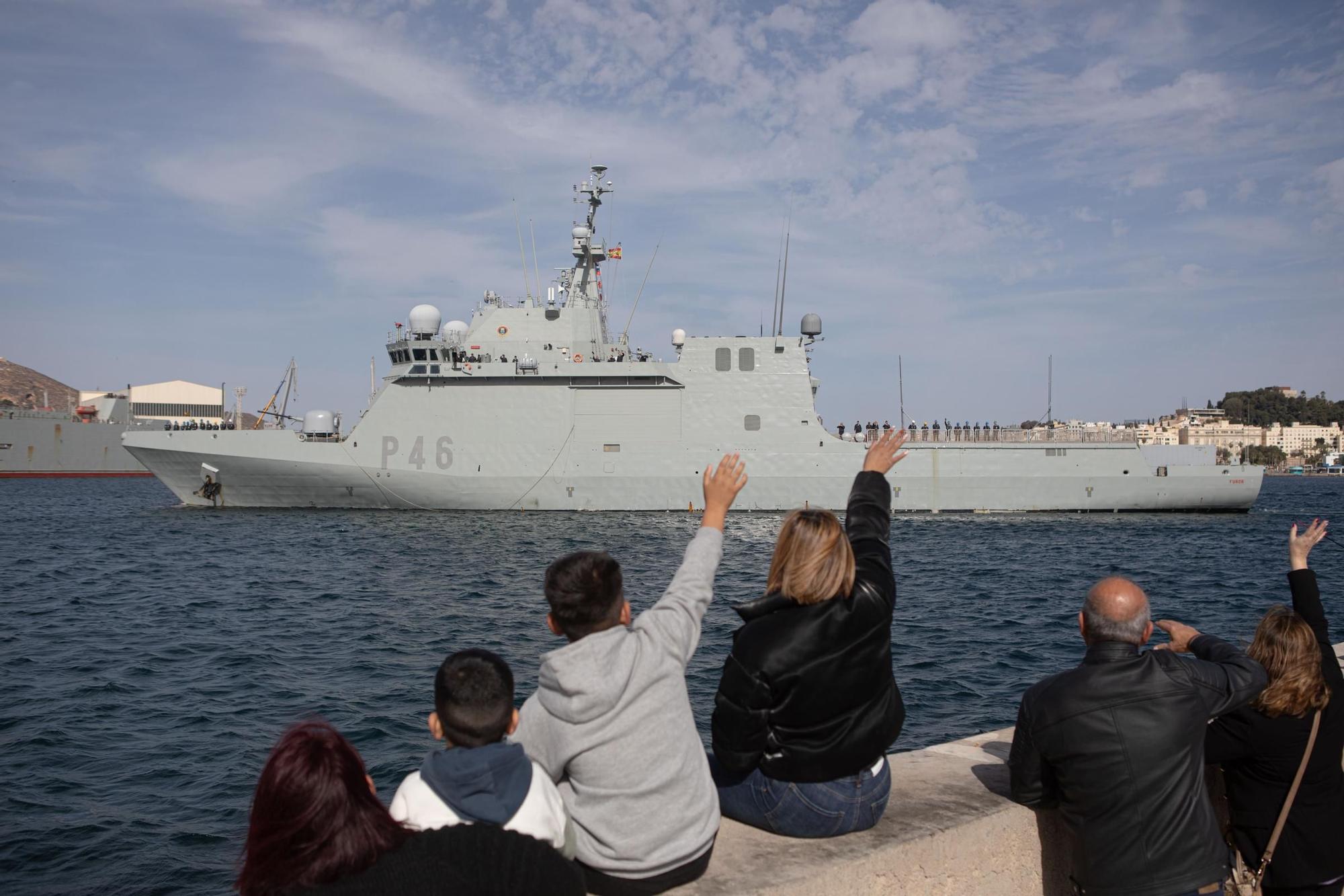 FOTOS: los 74 marinos del BAM ‘Furor’ parten de Cartagena hasta aguas del Golfo de Guinea