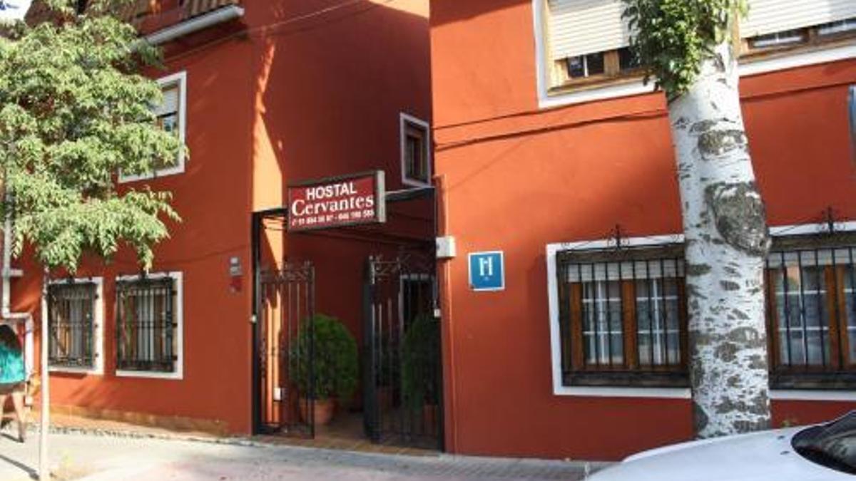 La pareja se refugió en el Hostal Cervantes de Daganzo de Arriba