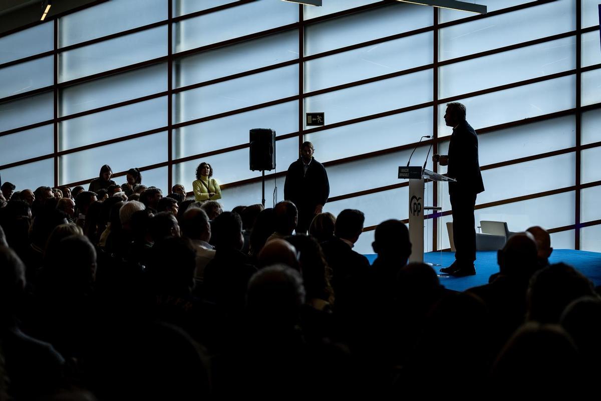 En imágenes | El PP presenta su eslogan de campaña: 'Aragón imparable'