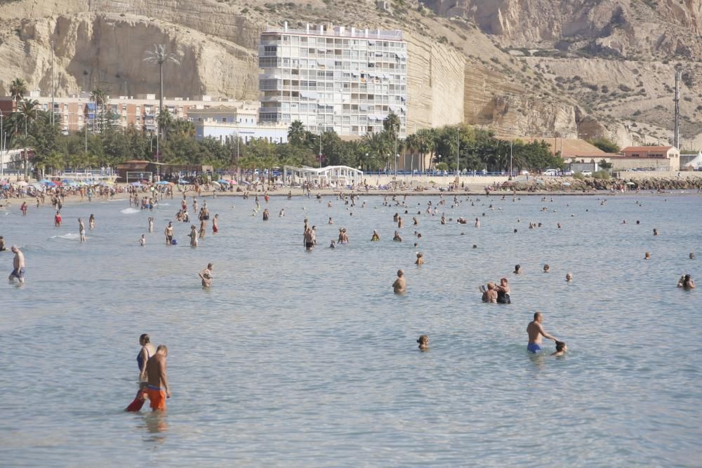 Puente primaveral y de playa en Alicante