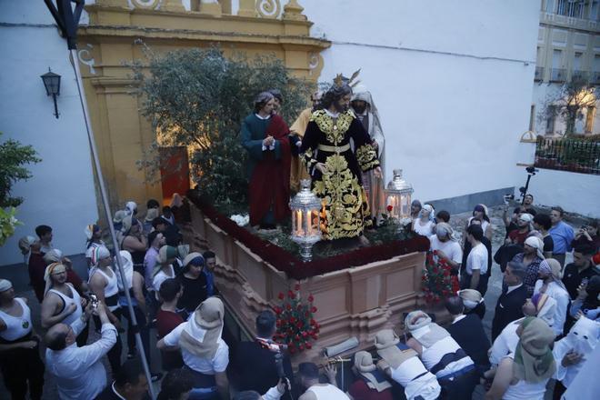 La procesión de La Salud de Puerta Nueva, en imágenes