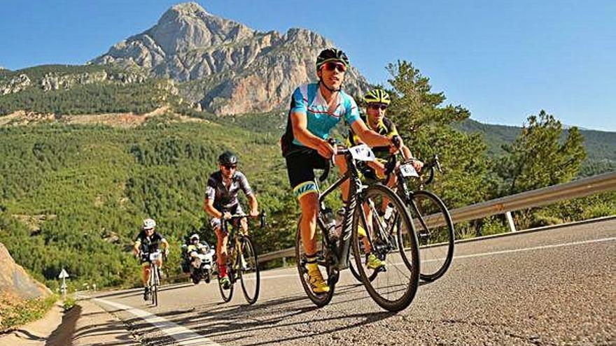 L&#039;onada de calor no va espantar els nombrosos participants de la sisena edició de la Ruta Minera