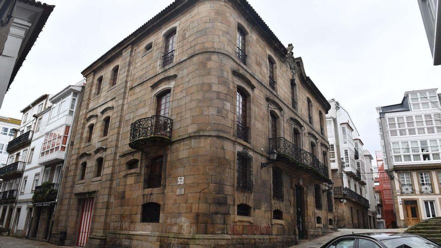 Los Franco tendrán que abrir la casa Cornide a visita pública