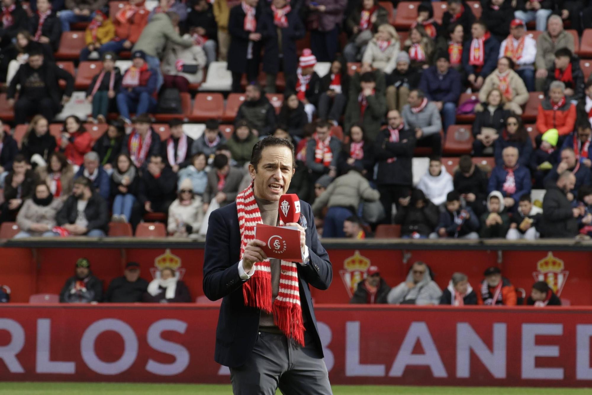 EN IMÁGENES: El partido Sporting- Málaga en el Molinón