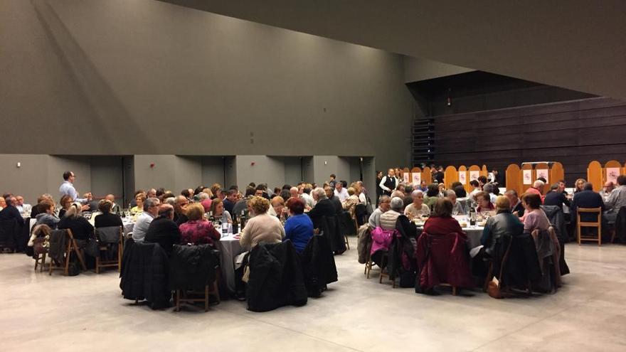 El sopar benèfic va tenir lloc al recinte de Cal Carrera