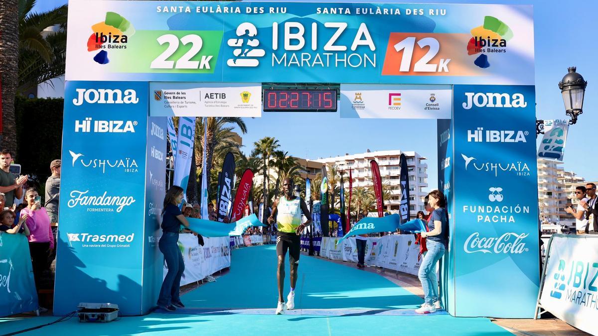 Kiptoo Kiprop, vencedor de la Santa Eulària Ibiza Marathon