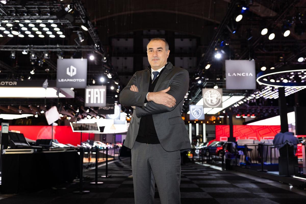 Emanuele Cappellano, en el Salón del Automóvil de Bruselas 2026