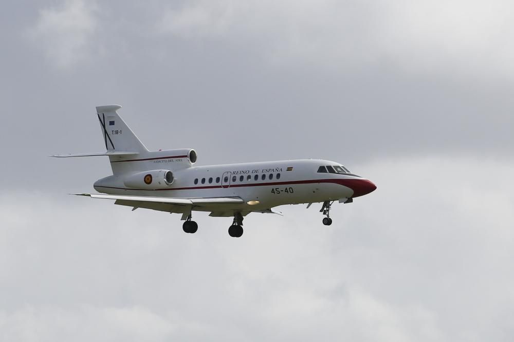 La llegada del avión de Pedro Sánchez al aeropuerto de Asturias