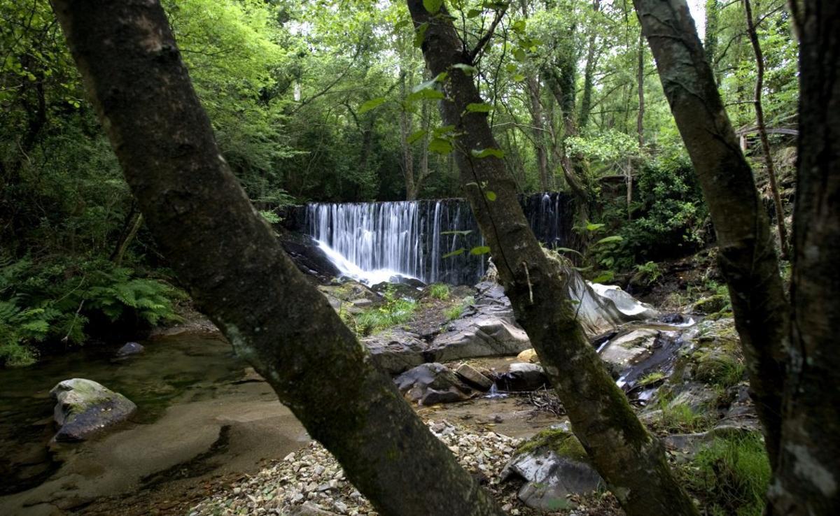 Cascada en Mazo de Meredo. | Miki López