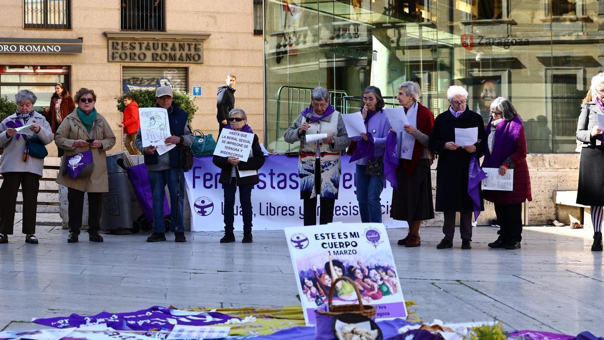 El movimiento Revuelta de las Mujeres en la Iglesia alza la voz por la igualdad en el 8M.