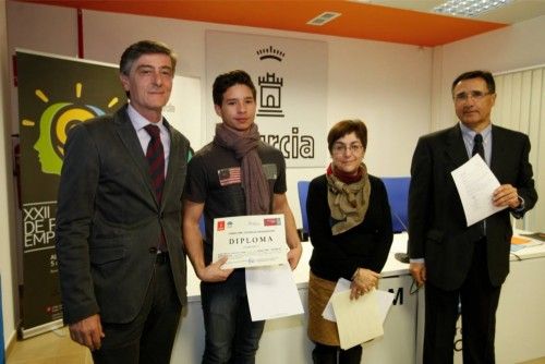 Entrega de los premios Cátedra de Emprendedores de la UMU en el CIM-M