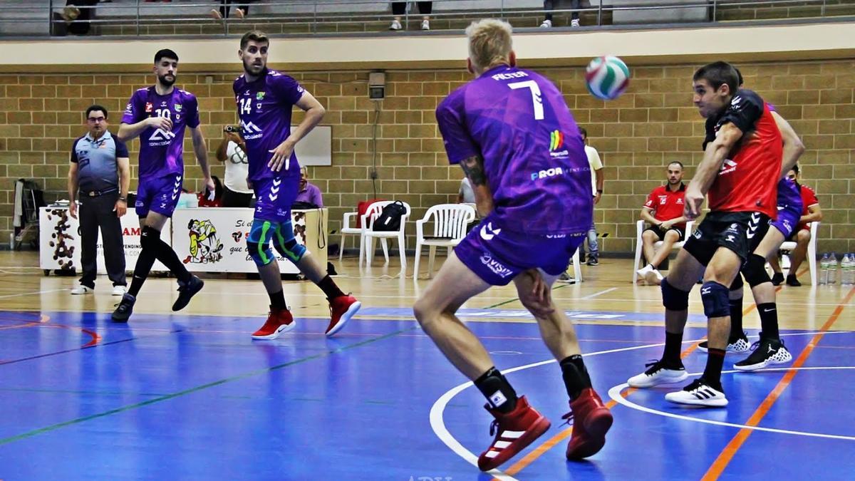 Los jugadores del ConectaBalear Manacor, en el partido ante el Teruel.