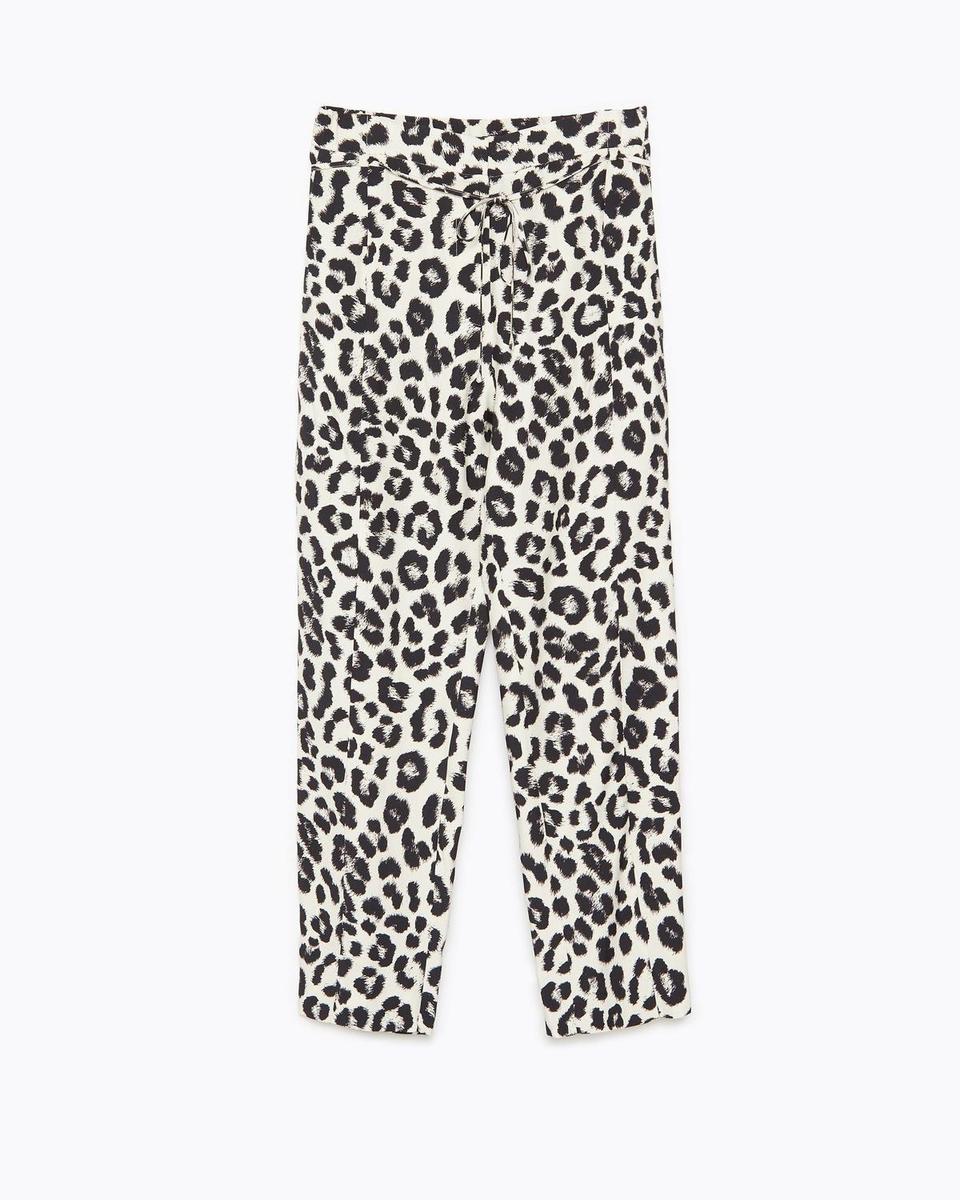 Pantalón jogger 'wild print', de Bimba y Lola (125 euros)