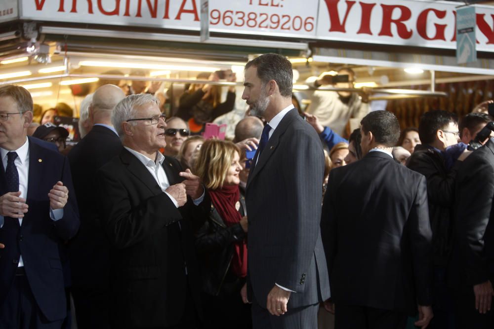 Los Reyes en el Mercado Central de Valencia