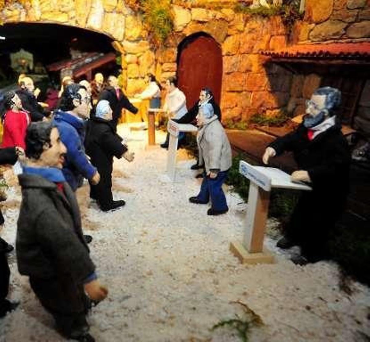 El Belén Artesanal de Valga ya desata pasiones y empieza a recibir numeroso público de toda Galicia