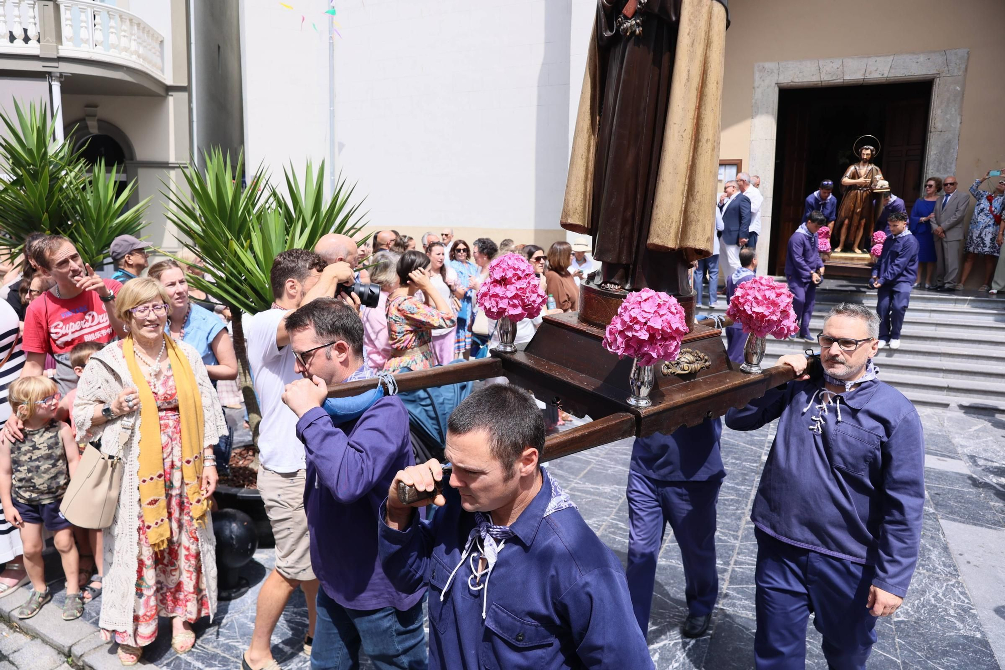 EN IMÁGENES: así fue el día de L'Amuravela en Cudillero
