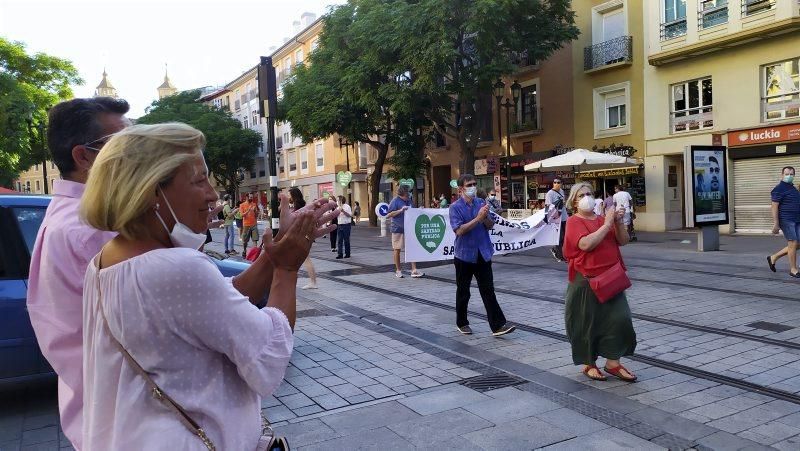 Manifestación en contra del hospital privado