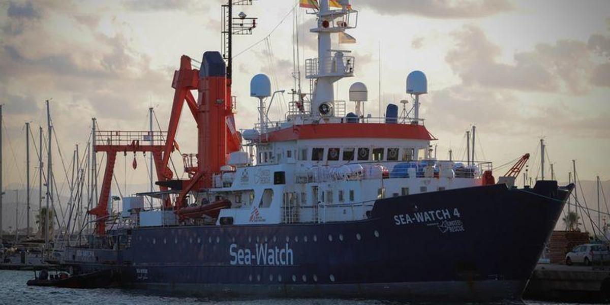 El Sea Watch 4 sale del puerto de Burriana rumbo a aguas de Libia