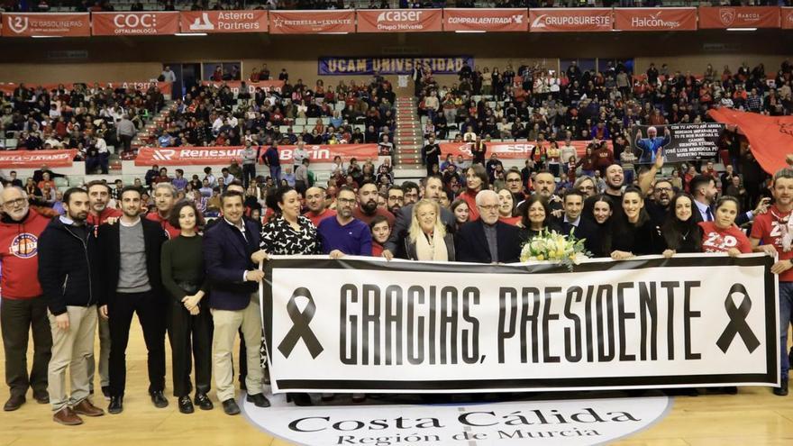 Emotivo recuerdo a José Luis Mendoza en el Palacio de los Deportes