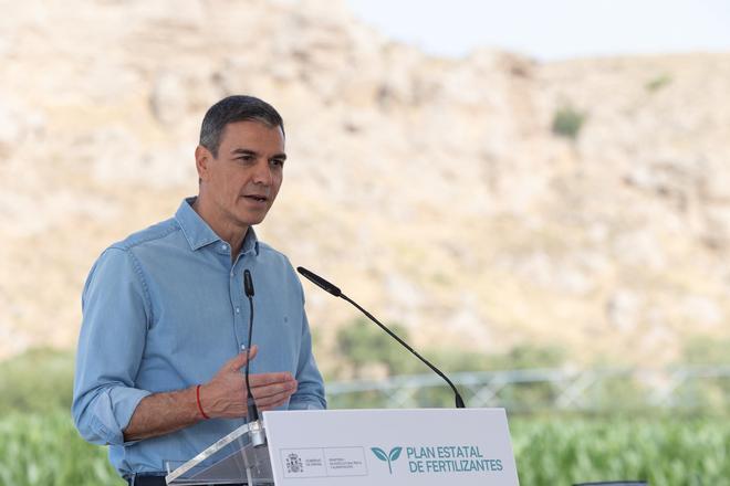 Pedro Sánchez tiene previsto visitar este lunes la zona del incendio de Almería