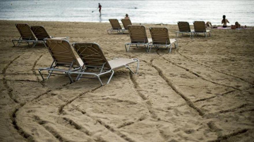 Hallado el cadáver de una mujer en una playa de Barcelona