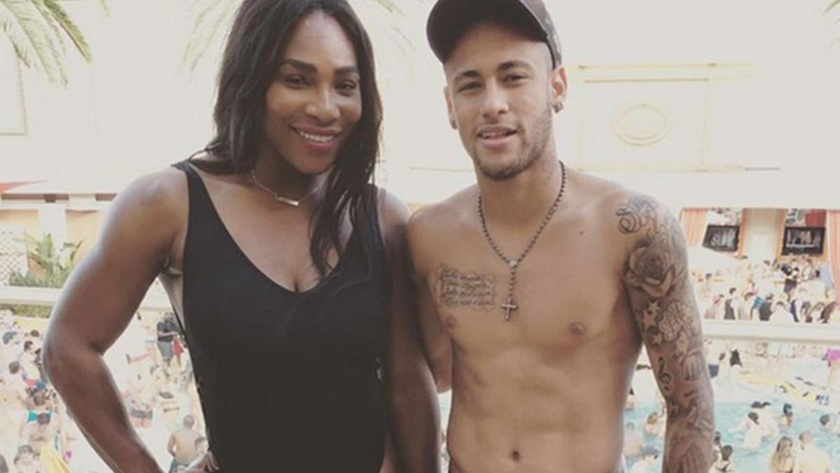 Serena Williams y Neymar, en la piscina